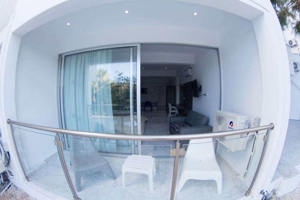 Rio Gardens Aparthotel Ajía Nápa Kültér fotó